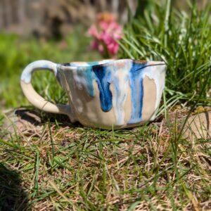 Kubek z wydrą 250 ml